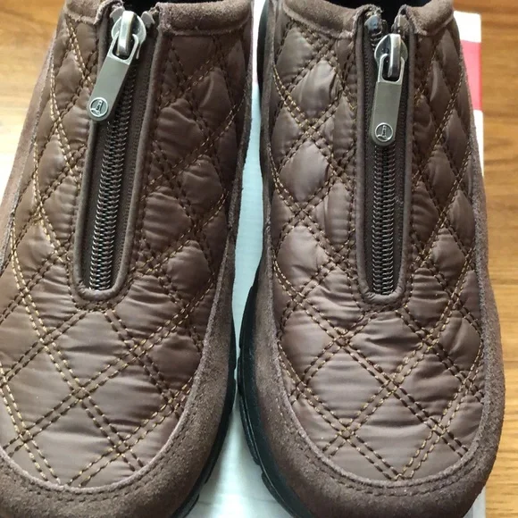 Lands End All Weather Zip Shoe Size 9 Expresso New, never worn - Picture 5 of 14